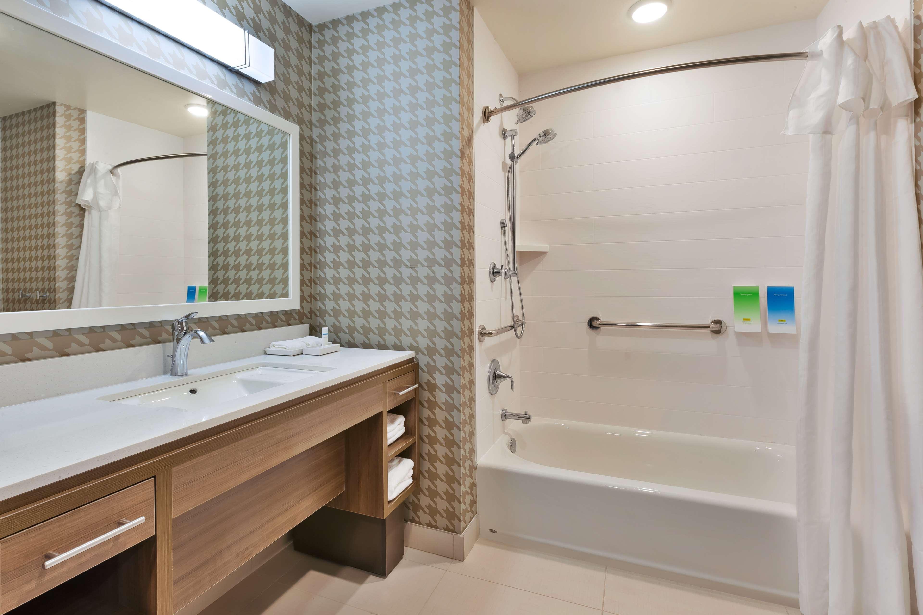 Home2 Suites By Hilton Grand Blanc Flint, Mi Dış mekan fotoğraf